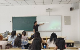 南京工业大学外语学院垃圾分类实践小组活动报告