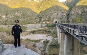 警方提示：爱护铁路设施，共筑安全屏障